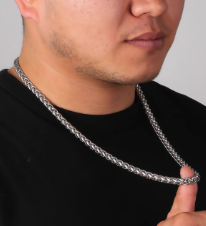 蝴蝶结锁骨链女款轻奢高级感颈链配饰小众设计感简约S925纯银项链